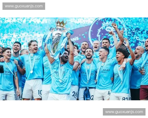 重温经典欧冠精彩瞬间感受巅峰对决背后的热血与荣耀 重温经典欧冠精彩瞬间感受巅峰对决背后的热血与荣耀